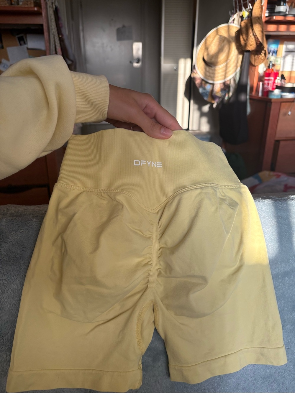 DFYNE Women’s Athletic Bike Shorts — Pale Yellow